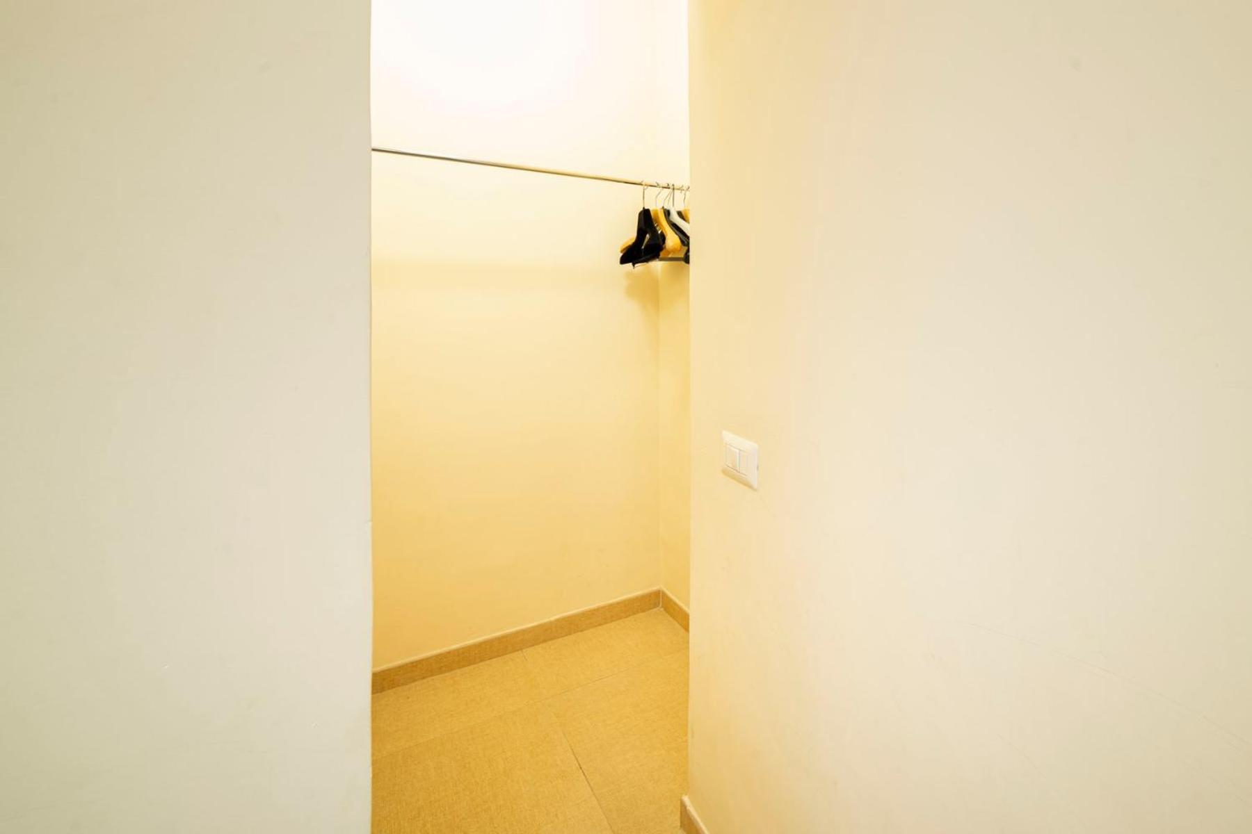 Corso 138 - Sleep & Fly - By Domusextra Bed & Breakfast Napoli Exterior foto