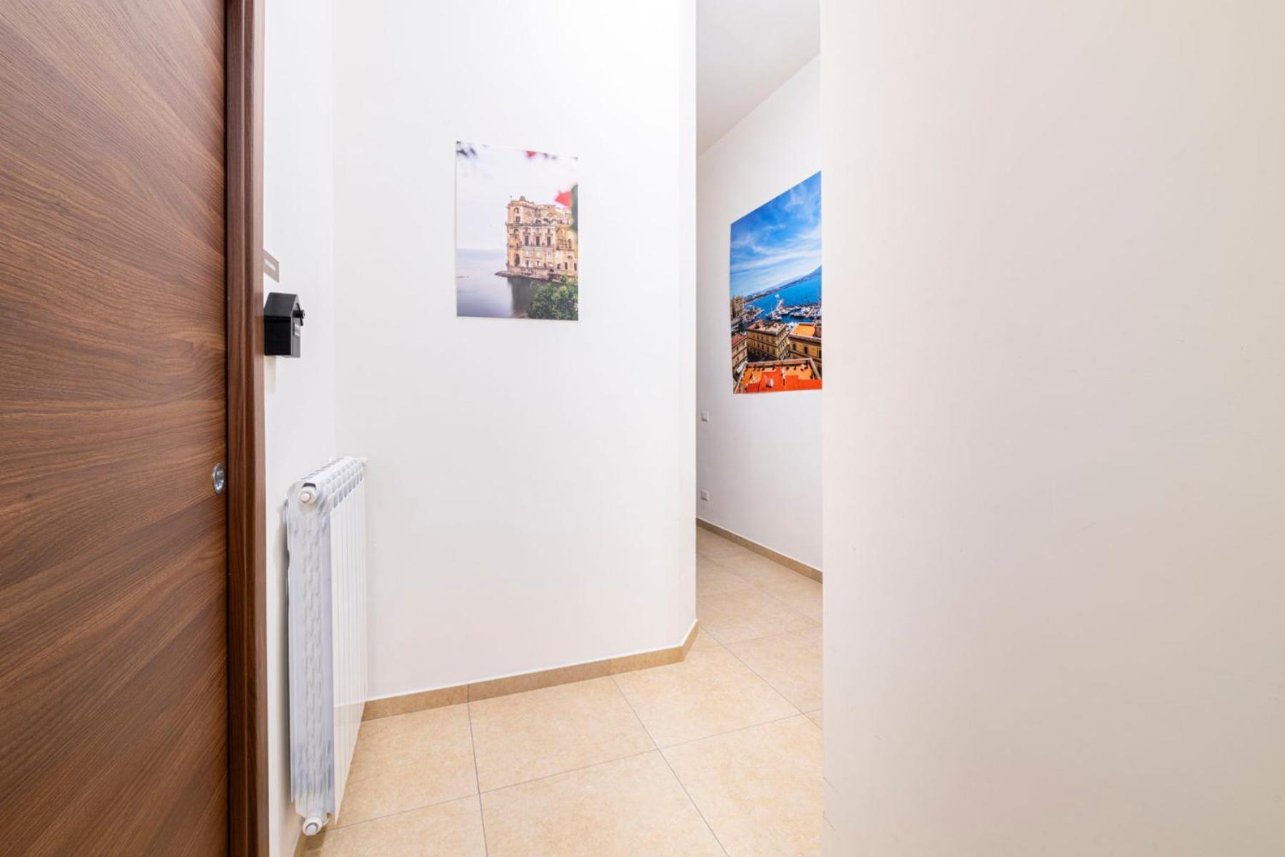 Corso 138 - Sleep & Fly - By Domusextra Bed & Breakfast Napoli Exterior foto