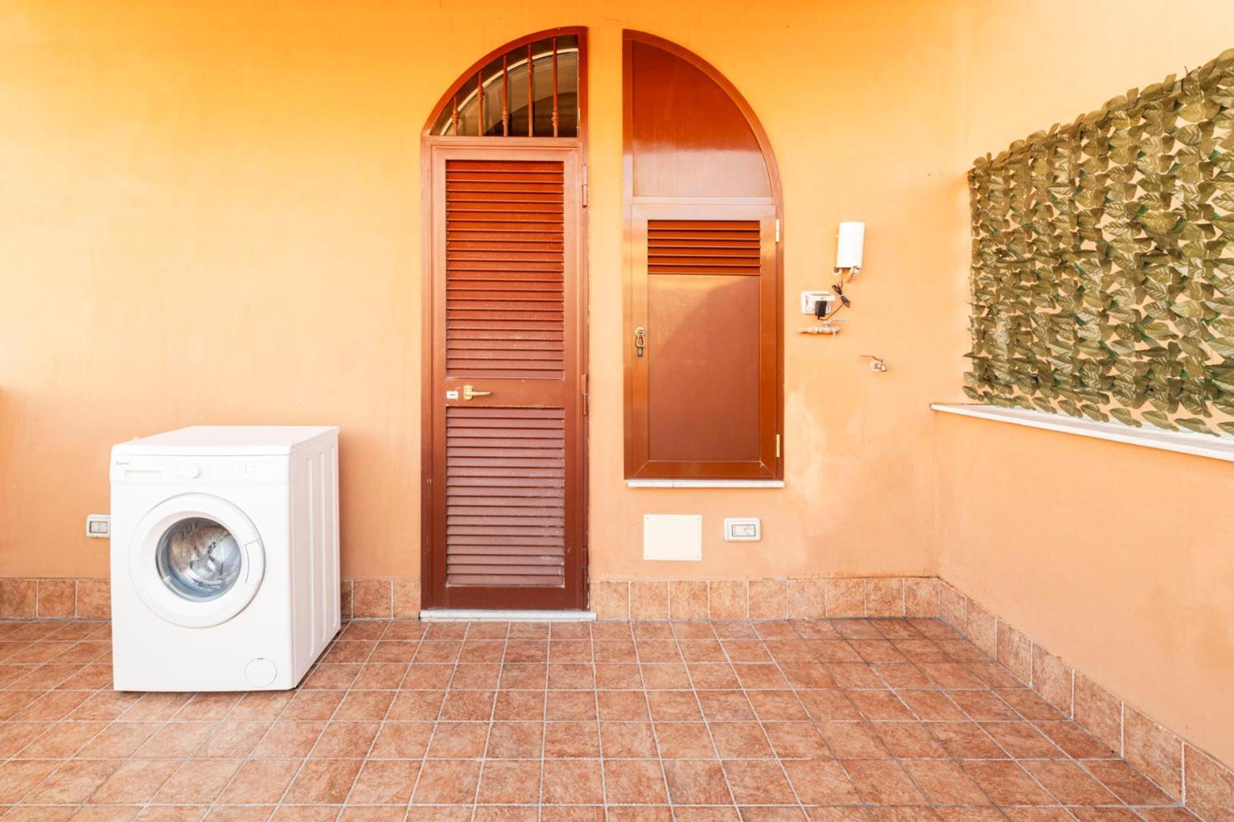 Corso 138 - Sleep & Fly - By Domusextra Bed & Breakfast Napoli Exterior foto