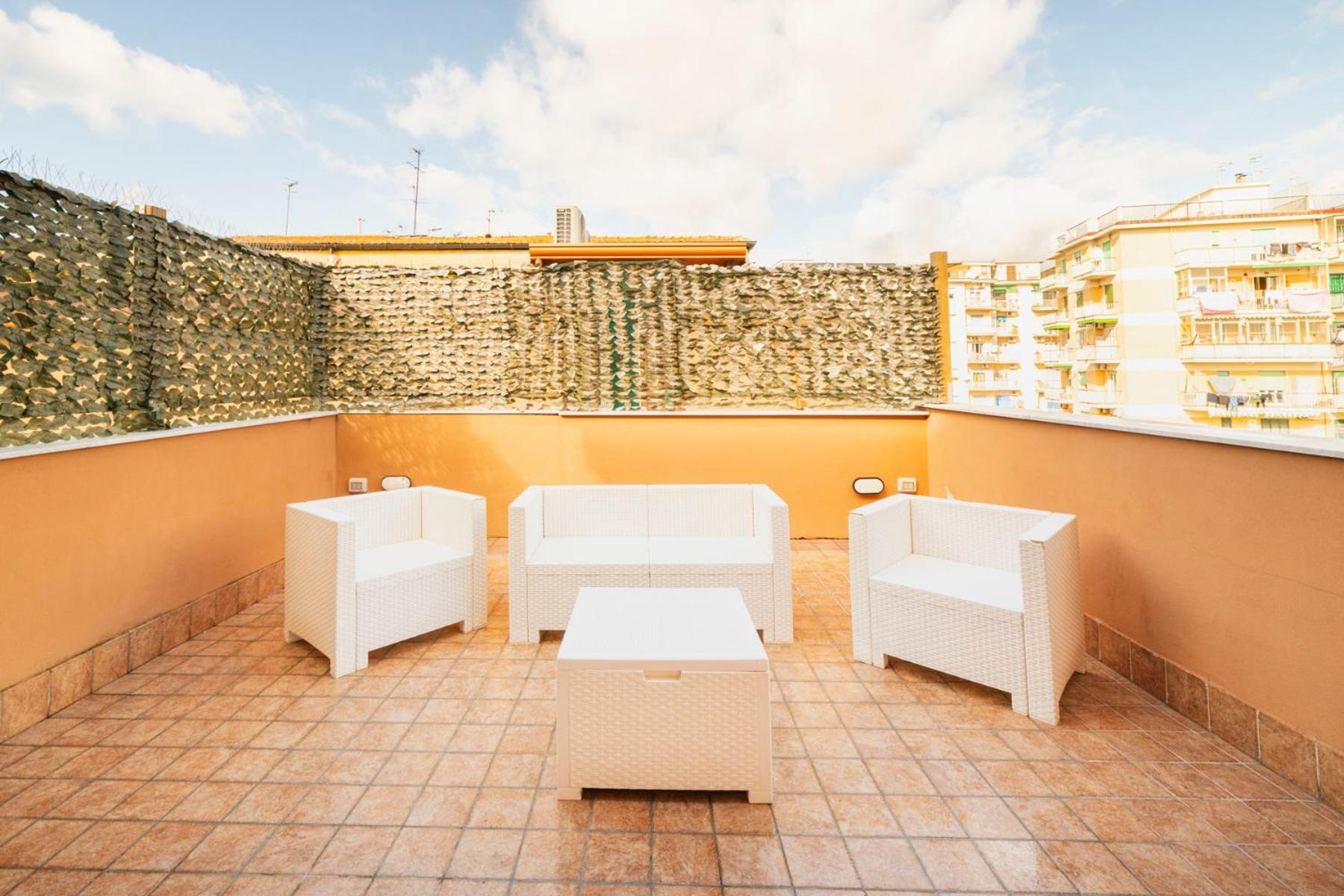 Corso 138 - Sleep & Fly - By Domusextra Bed & Breakfast Napoli Exterior foto