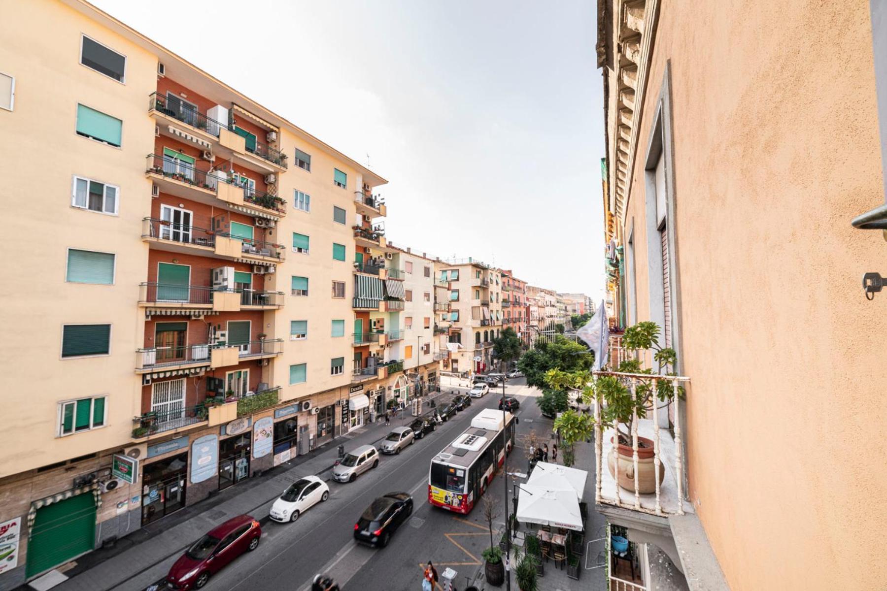 Corso 138 - Sleep & Fly - By Domusextra Bed & Breakfast Napoli Exterior foto