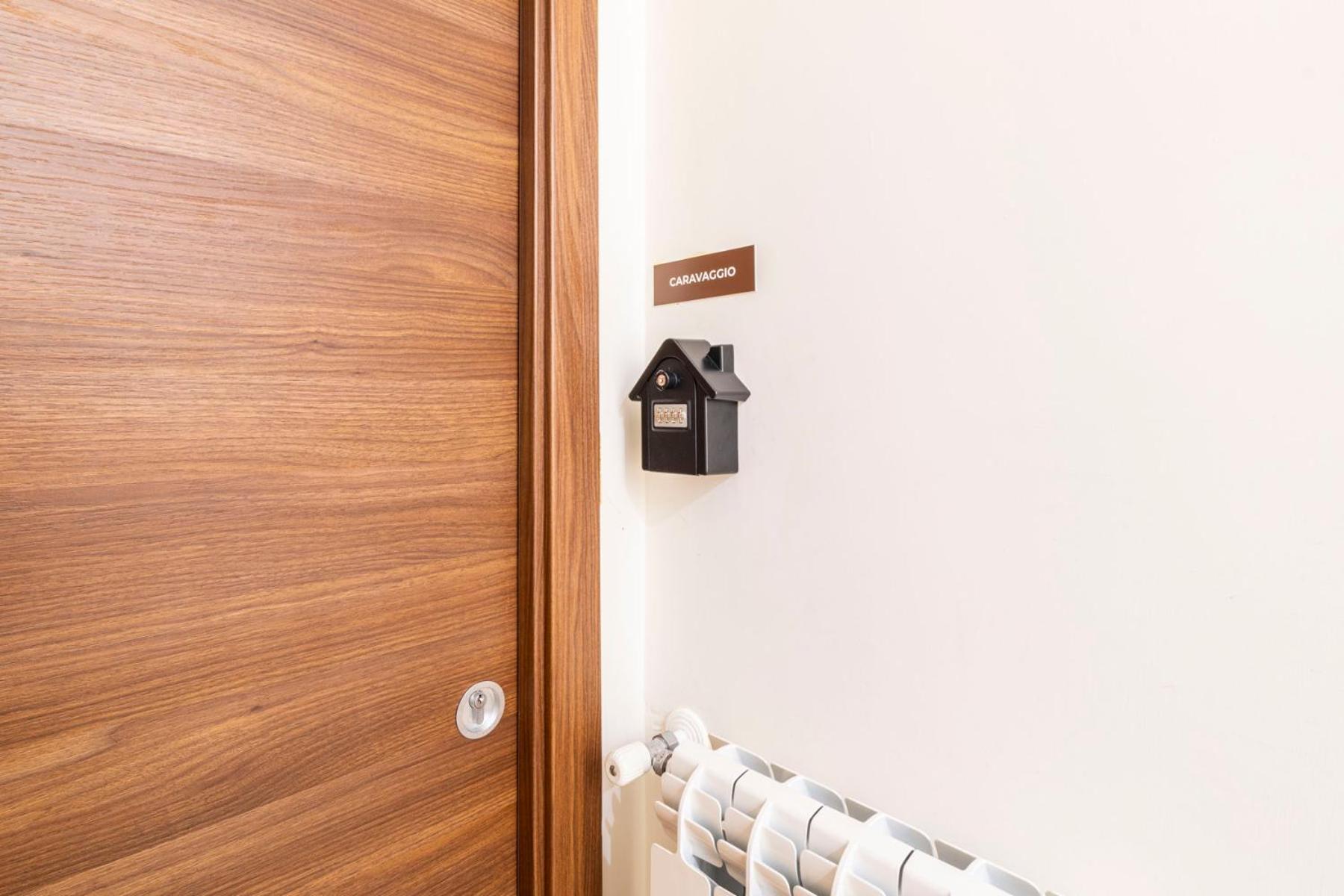 Corso 138 - Sleep & Fly - By Domusextra Bed & Breakfast Napoli Exterior foto
