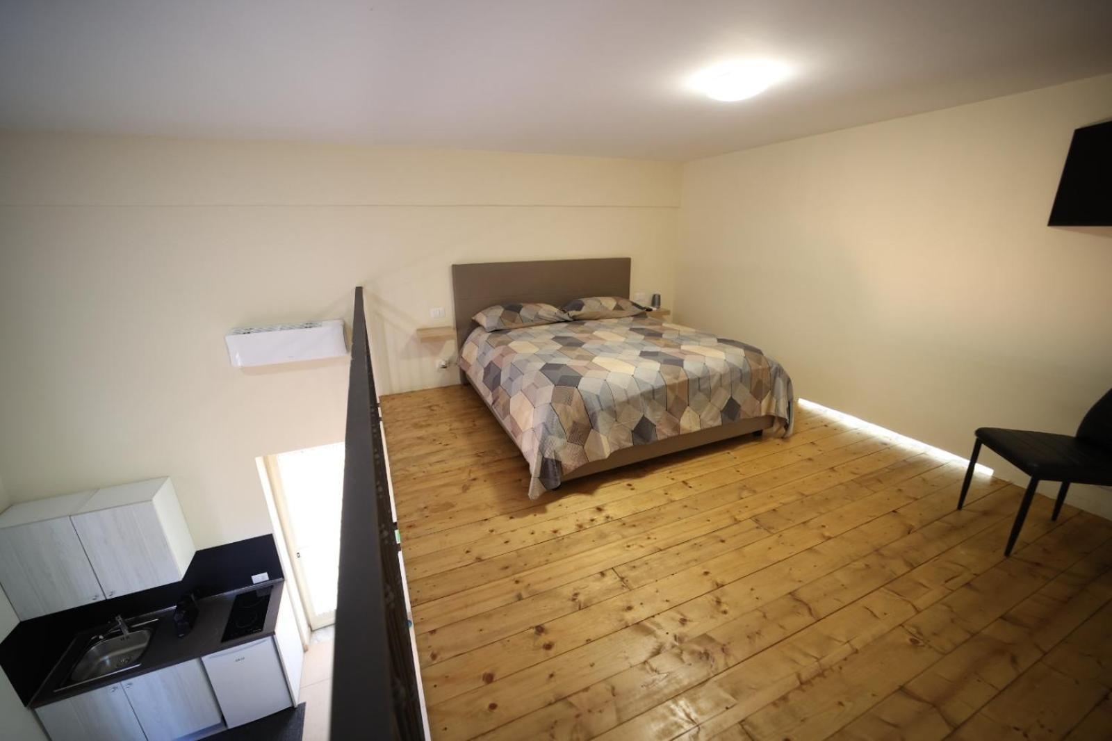 Corso 138 - Sleep & Fly - By Domusextra Bed & Breakfast Napoli Exterior foto